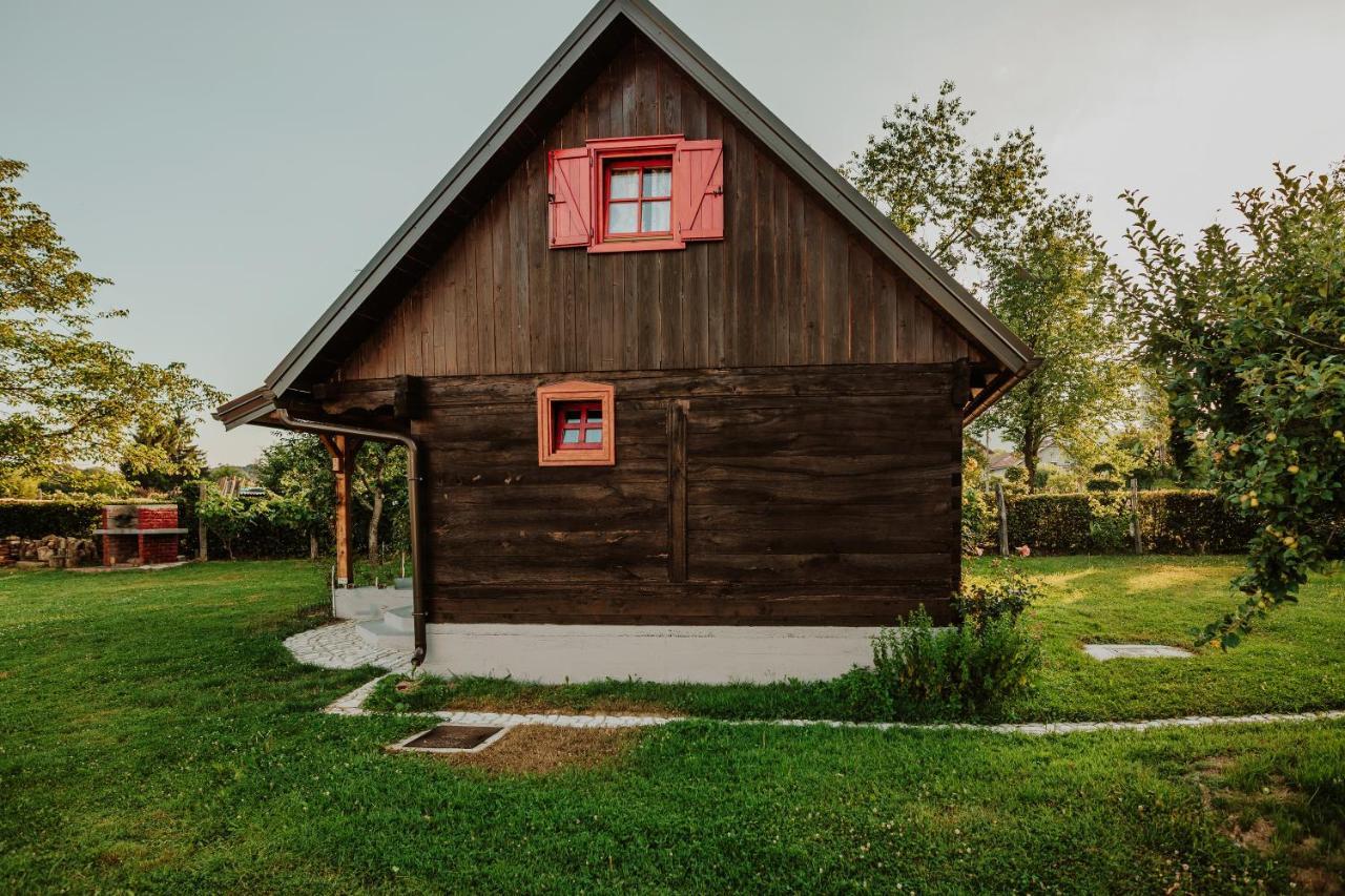 Kuca Za Odmor Lang Villa Karlovac Exterior photo